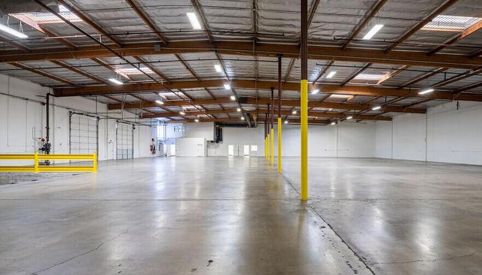 Warehouse Space for Rent at 1040 N Kraemer Pl Anaheim, CA 92806 - #12