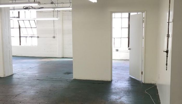 Warehouse Space for Rent at 840 Santee St Los Angeles, CA 90014 - #18