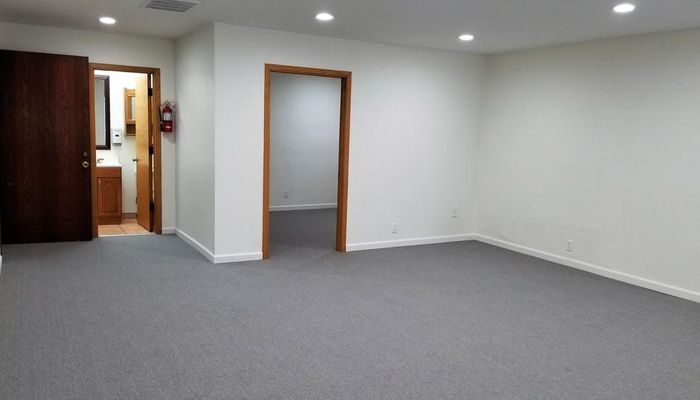 Office Space for Rent at 335-341 Washington Blvd Venice, CA 90292 - #6