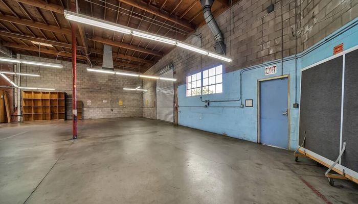 Warehouse Space for Rent at 14208 Towne Ave Los Angeles, CA 90061 - #8