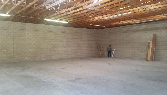 Warehouse Space for Rent at 1571 Lilac Ave Bloomington, CA 92316 - #2