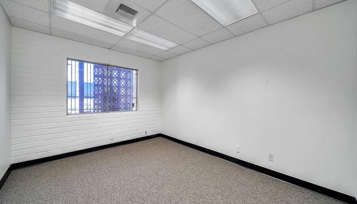 Warehouse Space for Rent at 14208 Towne Ave Los Angeles, CA 90061 - #53