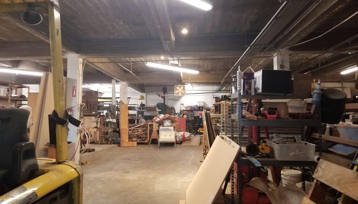 Warehouse Space for Rent at 951 Hudson Ave San Francisco, CA 94124 - #9