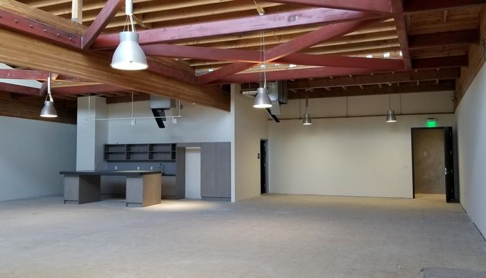 Warehouse Space for Rent at 4610 Valley Blvd Los Angeles, CA 90032 - #4