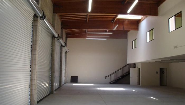 Warehouse Space for Rent at 5939 Rodeo Rd Los Angeles, CA 90016 - #2