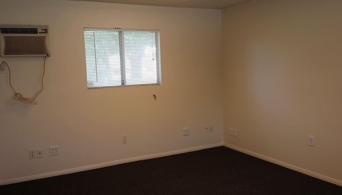 Warehouse Space for Rent at 1561-1571 S Lilac Ave Bloomington, CA 92316 - #9
