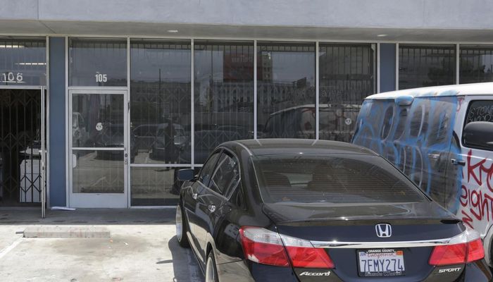 Warehouse Space for Rent at 1740 S Los Angeles St Los Angeles, CA 90015 - #12