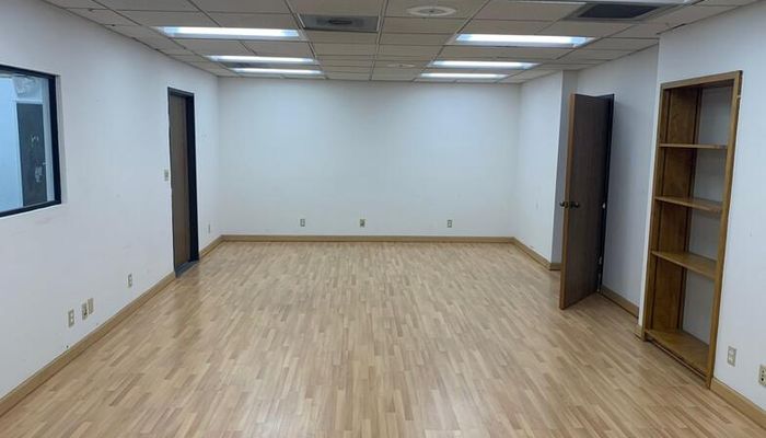 Warehouse Space for Rent at 7648-7654 San Fernando Rd Sun Valley, CA 91352 - #10